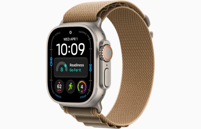 Apple Watch Ultra 4 Natural 49mm Desert Alpine Loop