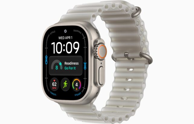 Apple Watch Ultra 4 Natural 49mm Translucent Gray Ocean Band