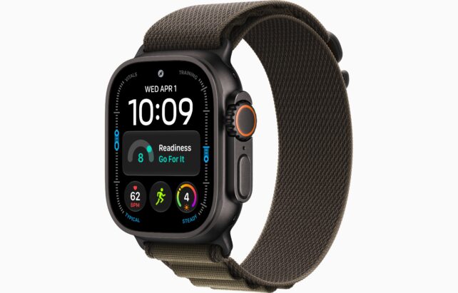 Apple Watch Ultra 4 Black 49mm Dark Olive Alpine Loop