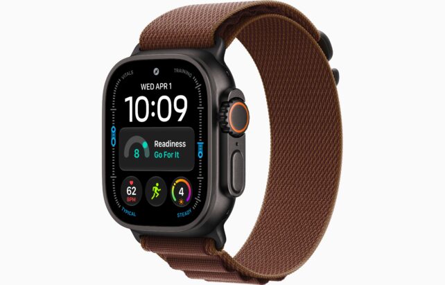 Apple Watch Ultra 4 Black 49mm Burgundy Alpine Loop